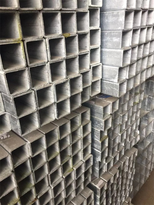 上海q345b热镀锌方管 上海q345b热镀锌方管